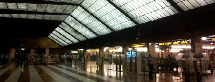 Stazione Firenze Santa Maria Novella is one of My Italy Trip'11.