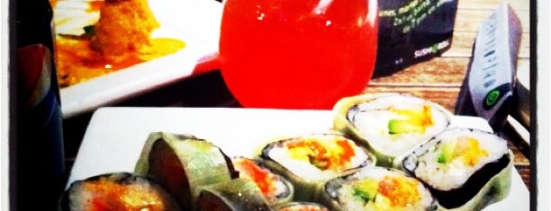 Sushi Roll is one of Lugares favoritos de Daniela.