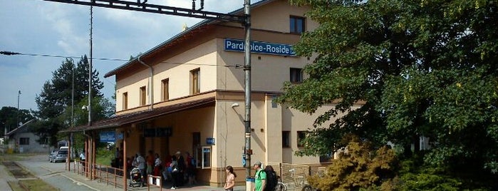 Železniční stanice Pardubice–Rosice nad Labem is one of Železniční stanice ČR: P (9/14).
