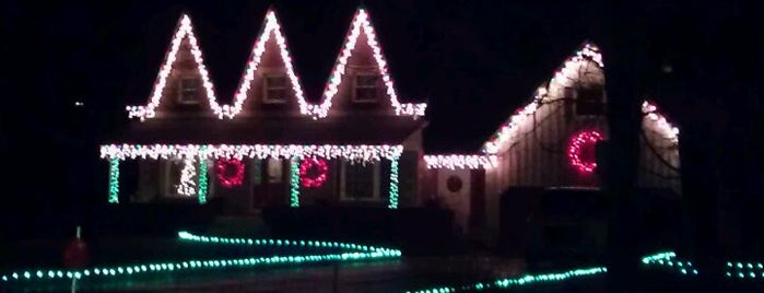 Old scugog christmas lights is one of Lugares favoritos de Rob.