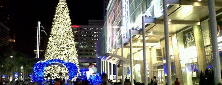 centralwOrld is one of Shopping place.