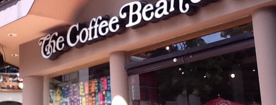 The Coffee Bean & Tea Leaf is one of Jojo and Toto's Food Tripping List.