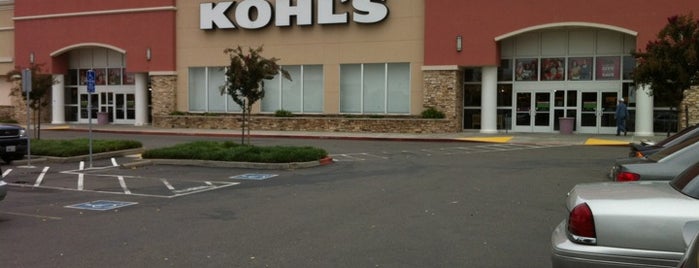 Kohl's is one of Orte, die Dustin gefallen.