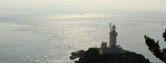 Sadamisaki Lighthouse is one of 日本の端.