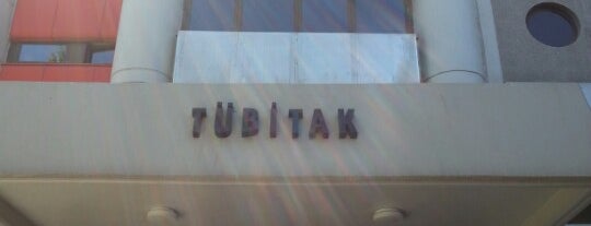 TÜBİTAK is one of สถานที่ที่ Dilek ถูกใจ.