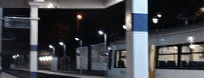Bexleyheath Railway Station (BXH) is one of Darren : понравившиеся места.