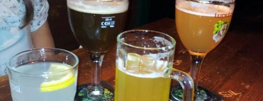 La Corte is one of Pub - Birrerie - Bar.