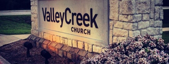 Valley Creek Church is one of Esther'in Beğendiği Mekanlar.