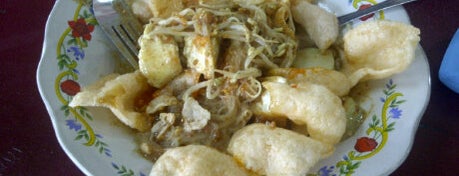 Ketoprak Ciragil is one of Kuliner Jakarta.