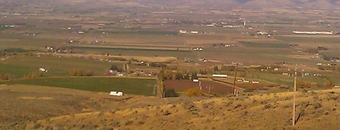 Manastash Ridge View Point is one of Ahmad🌵'ın Kaydettiği Mekanlar.