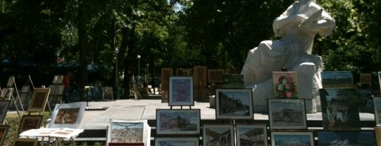 Martiros Saryan Park | Մարտիրոս Սարյանի արձան, այգի is one of Lugares favoritos de Taras.