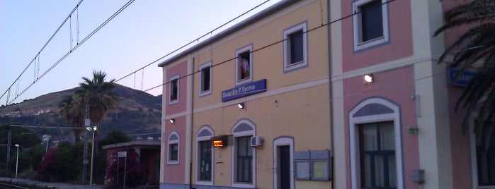 Stazione Guardia Piemontese Terme is one of le stazioni invisibili.