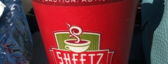 SHEETZ is one of Lorraine-Loriさんのお気に入りスポット.