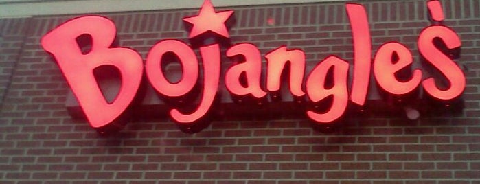 Bojangles' Famous Chicken 'n Biscuits is one of Lugares favoritos de Ethan.