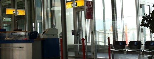 Gate A4 is one of Путешествую.