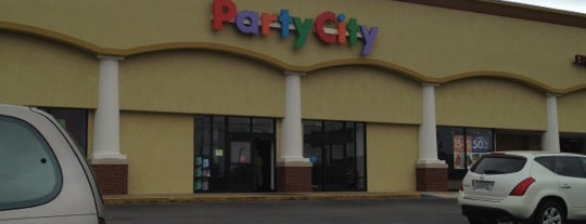 Party City is one of สถานที่ที่ Nancy ถูกใจ.