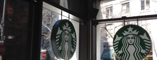Starbucks is one of Lugares favoritos de Anson.