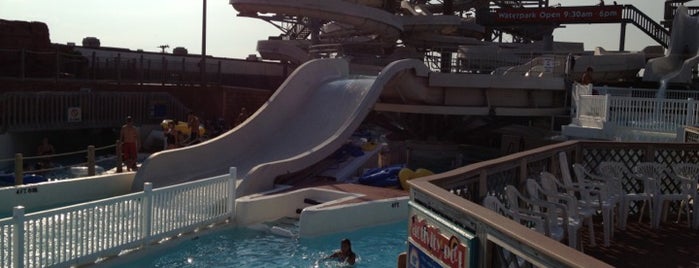 Gillian's Island Water Park is one of Jersey Shore.