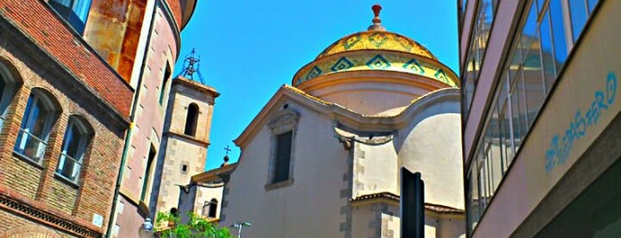 Plaça Castella is one of Barcelona Essentials.