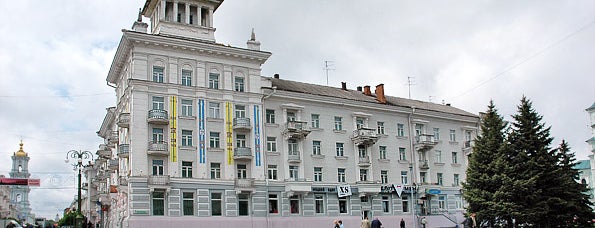 Площадь Независимости is one of Tempat yang Disukai Андрей.