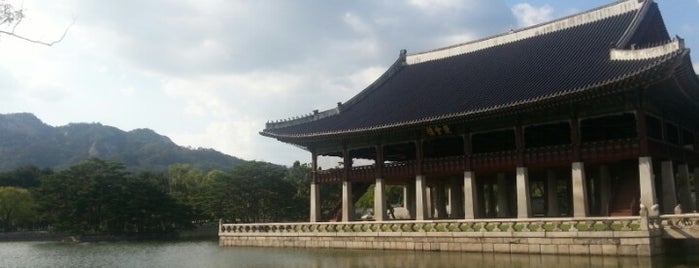 Gyeonghoeru is one of 서울역사여행.