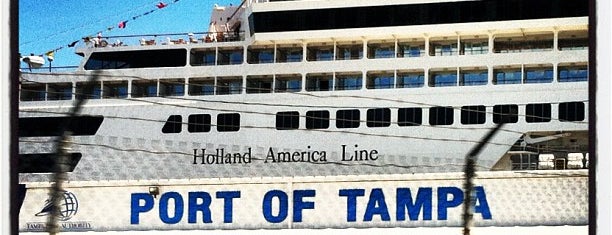 Tampa Port Authority is one of Lieux sauvegardés par Kimmie.