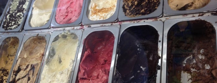 Glacier Homemade Ice Cream is one of สถานที่ที่ Kate ถูกใจ.