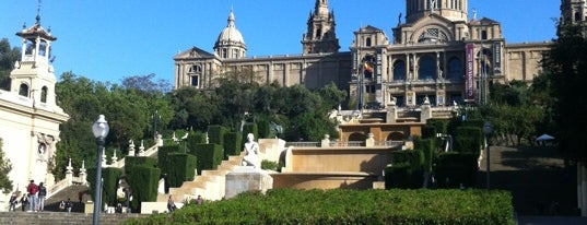 Museo del Diseño de Barcelona is one of Светопись.