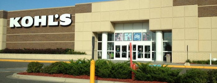 Kohl's is one of Tempat yang Disukai Randee.