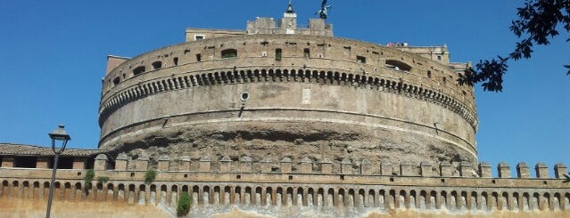 Castillo Sant'Angelo is one of Guide to Roma's best spots.