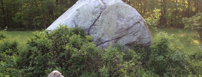 Hara's Rock is one of Hikes, Explorations & Scenic Spots.