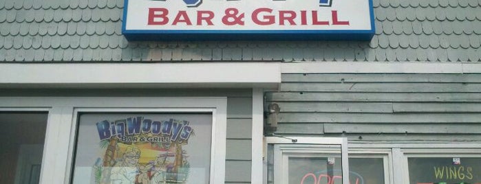 Big Woody's Bar & Grill is one of Orte, die Mark gefallen.