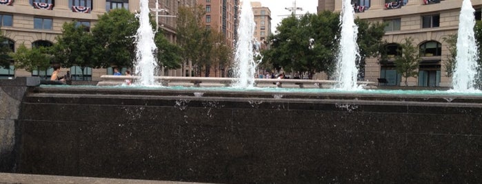 United States Navy Memorial is one of Historical Monuments, Statues, and Parks.