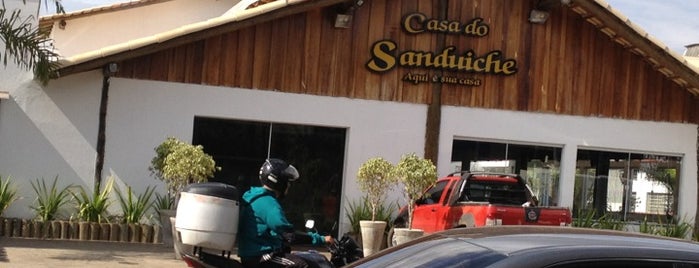 Casa do Sanduiche is one of Empresas de Uberlândia.