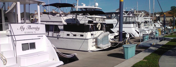 Watergate Yachting Center is one of Member Discounts: South West.