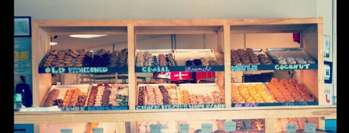 SLO Donut Company is one of Cali Road Trip.