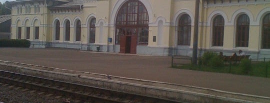 Ж/Д вокзал Шарья is one of Транссибирская магистраль.