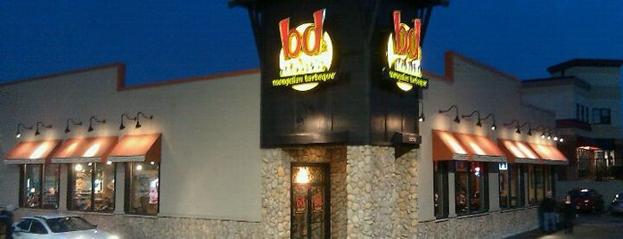 bd's Mongolian Grill is one of Locais curtidos por Jason.