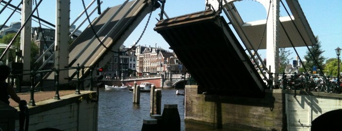 Walter Süskindbrug (Brug 237) is one of Amsterdam bridges: count them down! ❌❌❌.