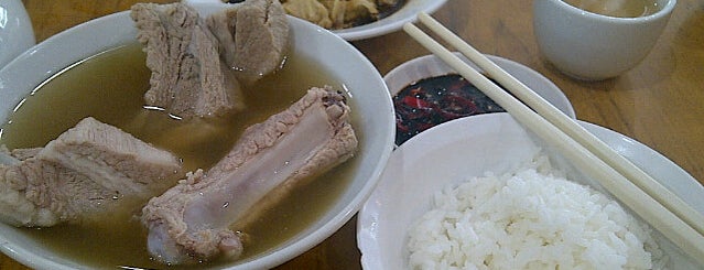 Founder Bak Kut Teh is one of Late night food places.