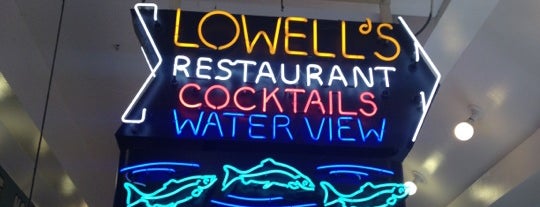 Lowell's Restaurant is one of Seattle by @uriw.