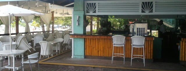 Heliconia Grill is one of Lugares favoritos de Joseph.