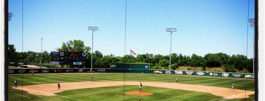 Baylor Ballpark is one of Orte, die Mike gefallen.