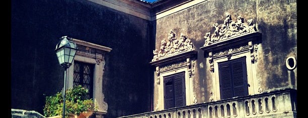 Palazzo Biscari is one of สถานที่ที่ Invasioni Digitali ถูกใจ.