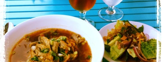 Boonsong Thai Cuisine is one of Locais salvos de Lizzie.