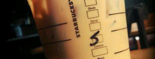 Starbucks is one of Sabrina : понравившиеся места.