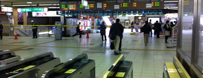 Kashiwa Station is one of 常磐線(各駅停車).