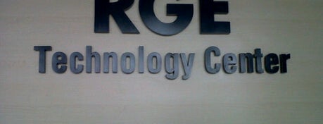 RGE Technology Center is one of Riau Complex.