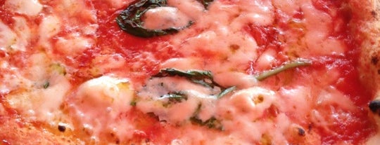 Pizzeria Salvo is one of Napoli - food.