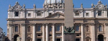 Saint Peter's Square is one of Da non perdere a Roma.